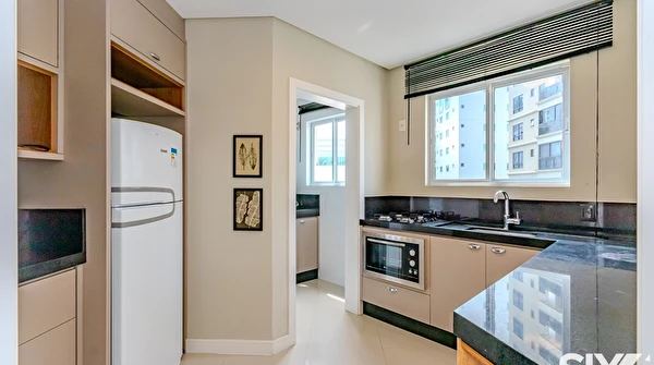Apartamento á venda com 3 quartos no Edifício Portal D'Antares na Barra Norte de Balneário Camboriú/SC