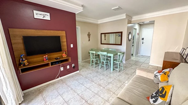 Apartamento no Residencial Real Park para locação frente mar, no Centro de Balneário Camboriú.