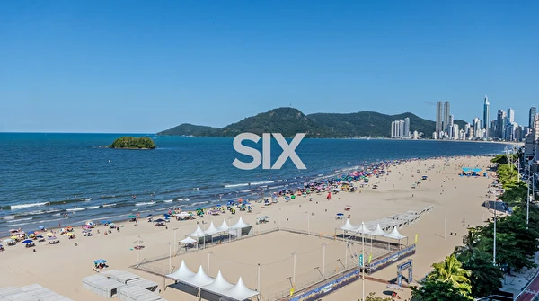 Apartamento Frente Mar no Edifício Oasis com 4 quartos e 1 vaga à venda no Centro de Balneário Camboriú/SC
