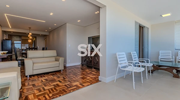 Apartamento Frente Mar no Edifício Oasis com 4 quartos e 1 vaga à venda no Centro de Balneário Camboriú/SC