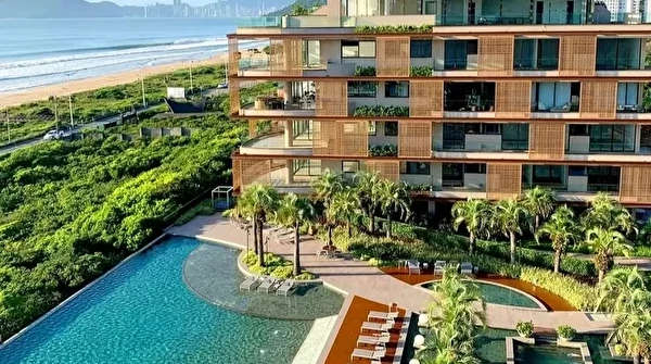 Apartamento no Bravíssima Private Residence com 5 dormitórios à venda na Praia Brava em Itajaí/SC