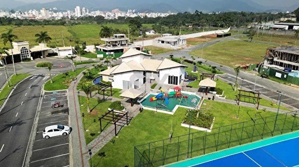 Condomínio Parque do Lago