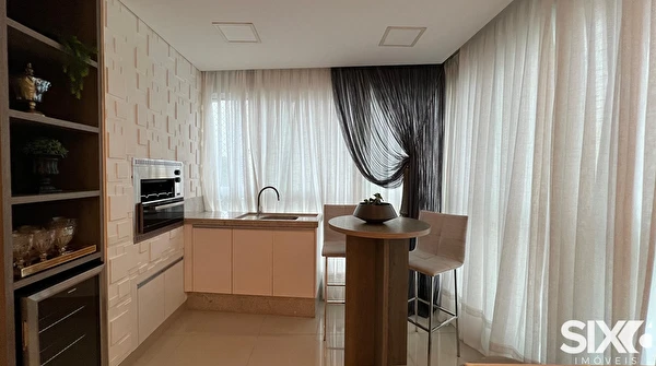 Apartamento no Edifício Império das Ondas com 4 suítes e 3 vagas à venda na Barra Norte de Balneário Camboriú/SC