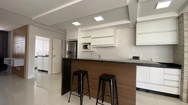 Apartamento no Costa do Arvoredo com 3 quarto e 2 vagas para locação na Barra Norte de Balneário Camboriú/SC