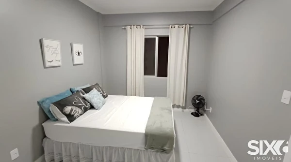 Apartamento para locação no bairro centro, Edifício Mariano Moreno, com 1 suíte, em Balneário Camboriú.