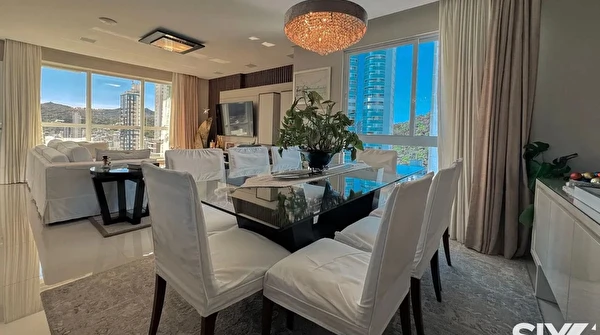 Solar Gonçalves Residence