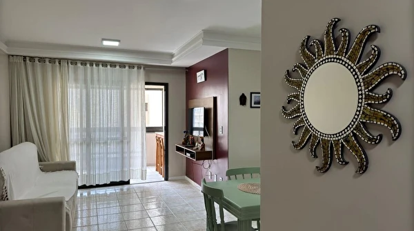 Apartamento no Residencial Real Park para locação frente mar, no Centro de Balneário Camboriú.