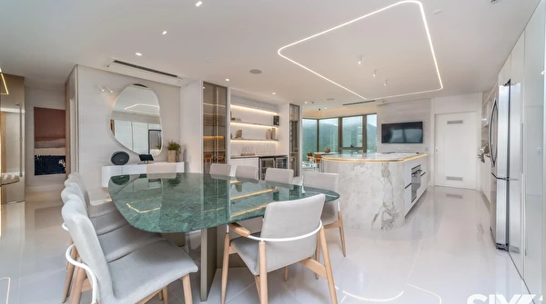 Apartamento no Edificio Yachthouse à venda com 4 suítes amplas na Barra Sul em Balneário Camboriú/SC