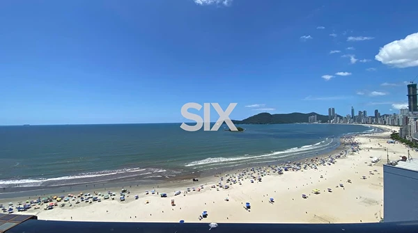 Apartamento frente mar no Edifício Concorde com 3 suítes e 1 vaga à venda no Centro de Balneário Camboriú/SC