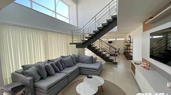 Caledonia Private Village