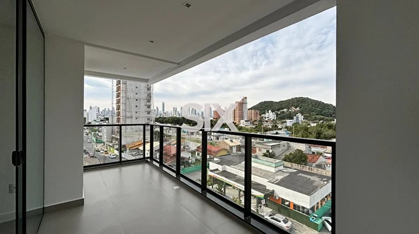 Apartamento no Edifício Coral Way com 2 quartos e 1 vaga à venda no Bairro São Francisco em Camboriú/SC