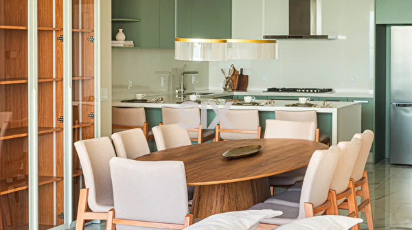 Apartamento Frente Mar no Edifício Boreal Tower com 4 suítes e 4 vagas à venda no Centro em Balneário Camboriú/SC