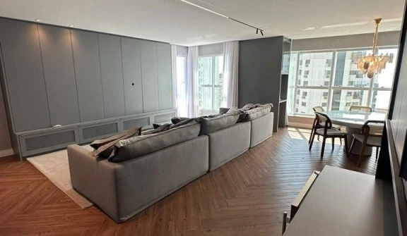 Four Seasons Residence