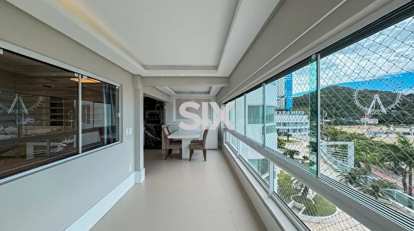 Apartamento Frente Mar no Edifício Torre Atlântica com 04 suítes e 02 vagas à venda na Barra Norte de Balneário Camboriú/SC