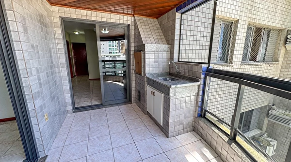 Apartamento frente mar no Edifício Real Park com 3 quartos e 2 vagas á venda no Centro de Balneário Camboriú/SC