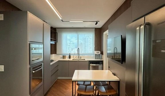 Four Seasons Residence