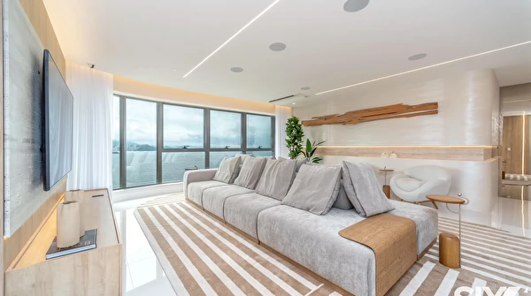 Apartamento no Edificio Yachthouse à venda com 4 suítes amplas na Barra Sul em Balneário Camboriú/SC