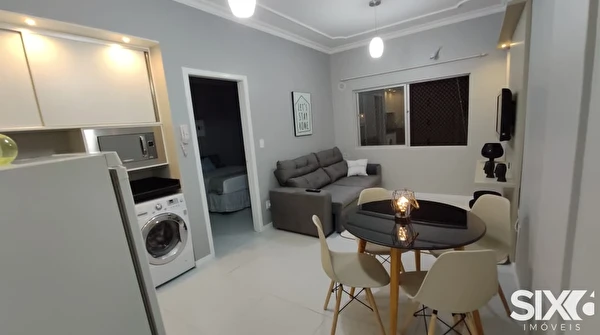 Apartamento para locação no bairro centro, Edifício Mariano Moreno, com 1 suíte, em Balneário Camboriú.