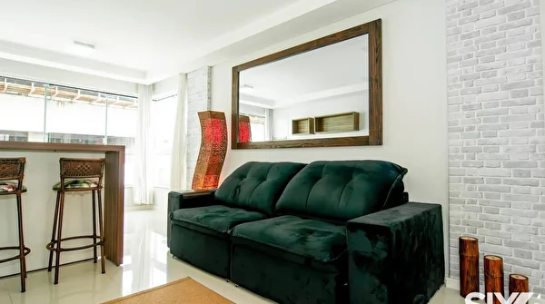 Apartamento para locação no Edifício Empire Tower Beach, com 2 suítes, no bairro Pioneiros em Balneário Camboriú.