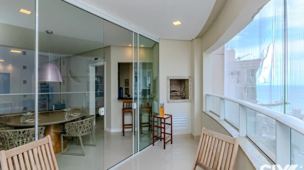 Apartamento á venda com 3 quartos no Edifício Portal D'Antares na Barra Norte de Balneário Camboriú/SC