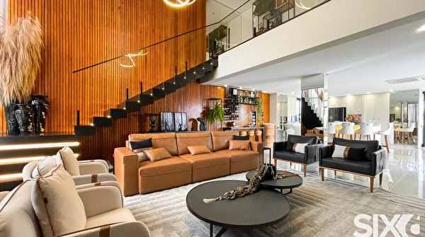 Caledonia Private Village