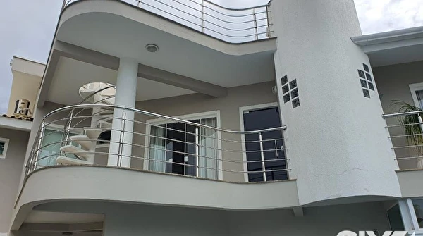 Casa Mobiliada Bairro Ariribá