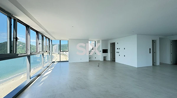 Apartamento no Edifício Copenhagen com 4 suítes e 4 vagas à venda na Barra Sul de Balneário Camboriú/SC