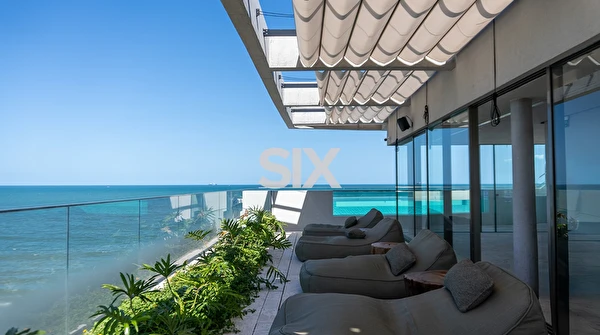 Bravo Residence - By Arthur Casas