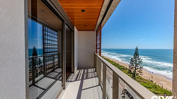 Cobertura no Edifício Tirreno Residenziale com 4 suítes e 4 vagas à venda na Praia Brava em Itajaí/SC