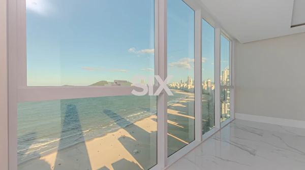 Apartamento Frente Mar no Edifício Boreal Tower com 4 suítes e 4 vagas à venda no Centro de Balneário Camboriú/SC