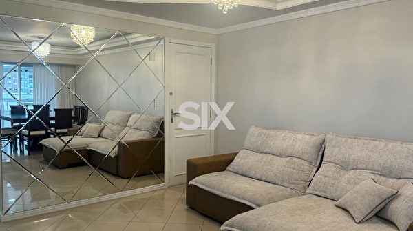 Apartamento no Edifício D'Itália com 3 quartos e 2 vagas para locação na Barra Norte de Balneário Camboriú/SC