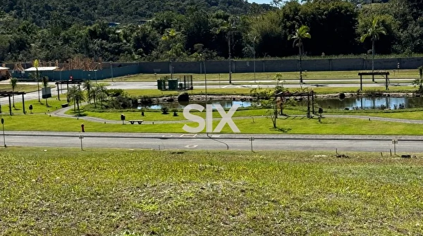 Condomínio Parque do Lago