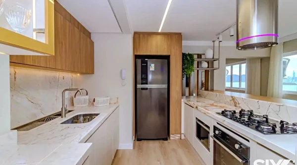 Apartamento Frente Mar no Edifício Antares com 3 suítes e 1 vaga à venda na Barra Norte de Balneário Camboriú/SC