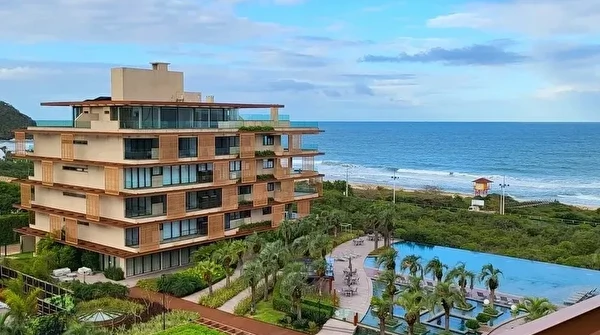 Apartamento no Bravíssima Private Residence com 5 dormitórios à venda na Praia Brava em Itajaí/SC
