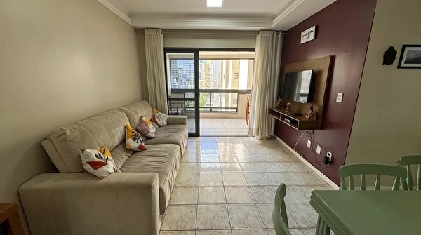 Apartamento no Residencial Real Park para locação frente mar, no Centro de Balneário Camboriú.