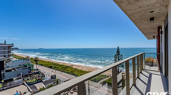 Cobertura no Edifício Tirreno Residenziale com 4 suítes e 4 vagas à venda na Praia Brava em Itajaí/SC