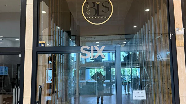 Sala comercial no Edifício Riviera Business & Mall com 1 vaga para locação na Praia Brava em Itajaí/SC