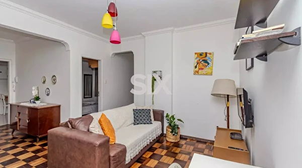 Apartamento Frente Mar no Edifício Londrina com 02 quartos e 1 vaga à venda no Centro em Balneário Camboriú/SC