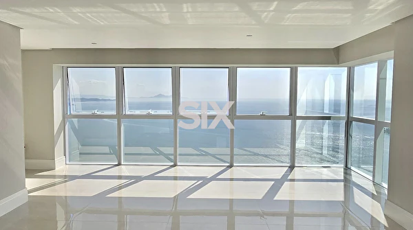 Apartamento Frente Mar no Edifício One Tower com 4 suítes e 3 vagas à venda no Barra Sul em Balneário Camboriú/SC