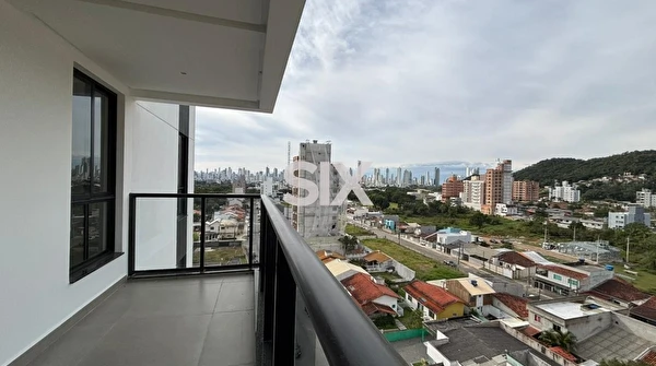 Apartamento no Edifício Coral Way com 2 quartos e 1 vaga à venda no Bairro São Francisco em Camboriú/SC