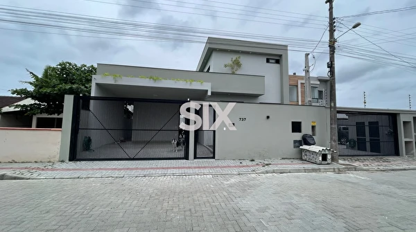 Casa Itacolumi Piçarras