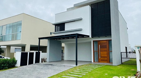 Caledonia Private Village