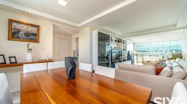 Apartamento no Edificio Torre De Lyon com 3 suítes 3 vagas à venda na Barra Norte de Balneário Camboriú/SC