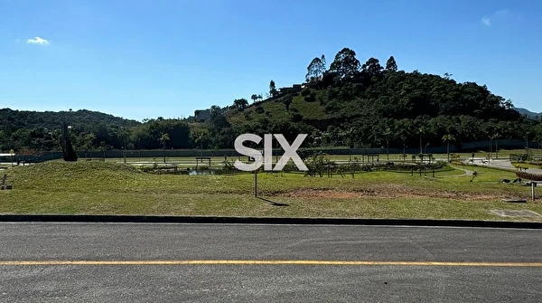 Condomínio Parque do Lago