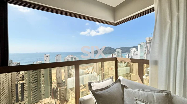 Apartamento no Edifício Palazzo Del Sole com 3 suítes e 2 vagas à venda no Centro de Balneário Camboriú/SC