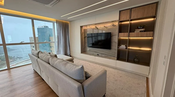 Apartamento no Skyline Tower com 3 suítes, à venda no Pioneiros em Balneário Camboriú